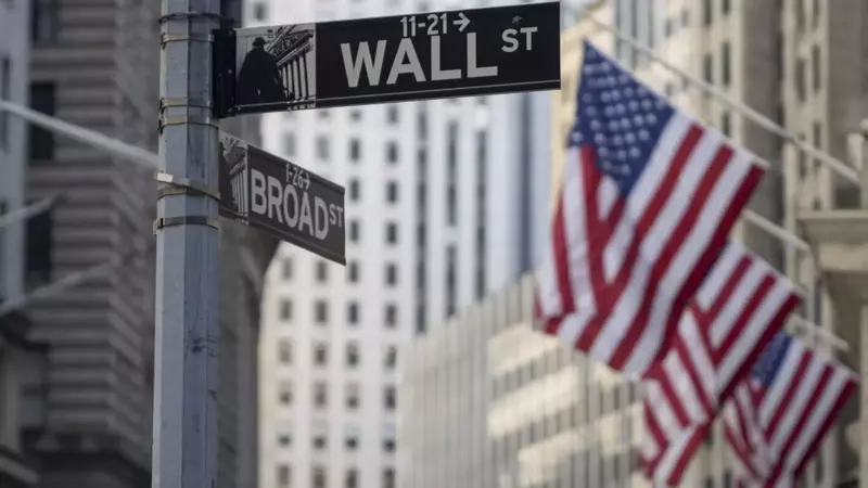 Stock Index Futures Inch Lower Ahead of U.S. Presidential Debate, Inflation Data Awaited