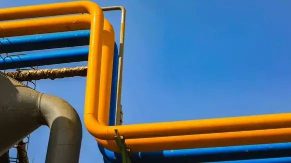 Europe Gas Futures Drop as Ukraine Transit Worries Ease for Now