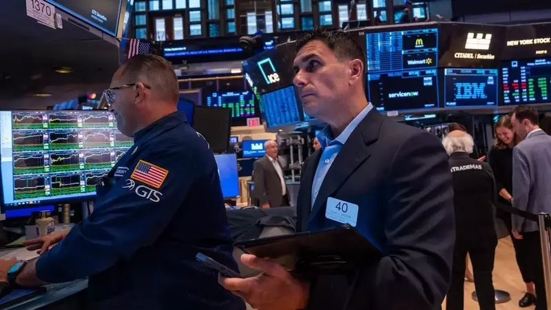 Premarket: U.S. futures kick off Fed meeting week on cautious note