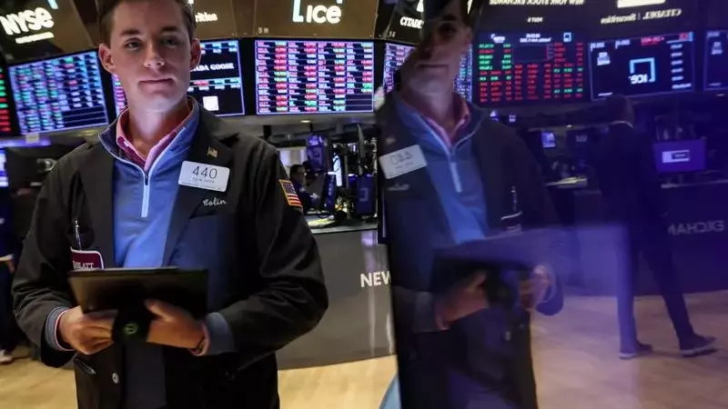 Futures higher, Fed in focus, Intel-Amazon AI chip deal – what’s moving markets By Investing.com