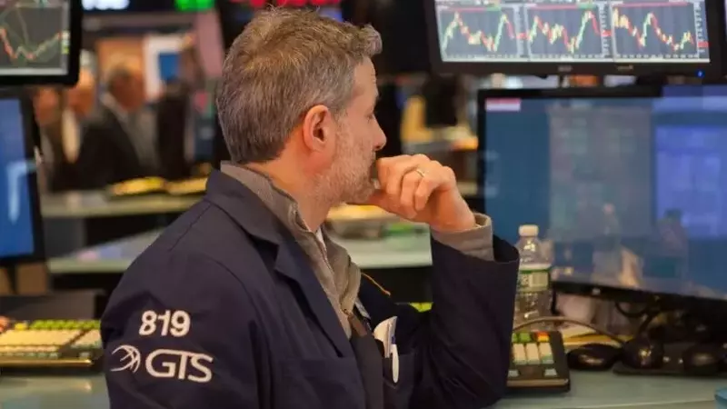 Nasdaq, S&P 500 Futures Relay Cautious Optimism: What’s Going On – Invesco QQQ Trust, Series 1 (NASDAQ:QQQ), SPDR S&P 500 (ARCA:SPY)
