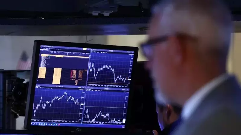 Futures pause after Wall Street’s rally on Fed policy pivot By Reuters