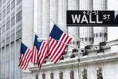 Stock index futures fall after S&P, Dow post record close (SPX)