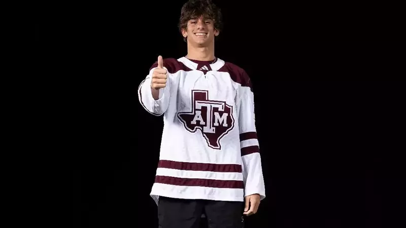 Futures Finalist Alejandro Michelena Commits to Texas A&M (2025)