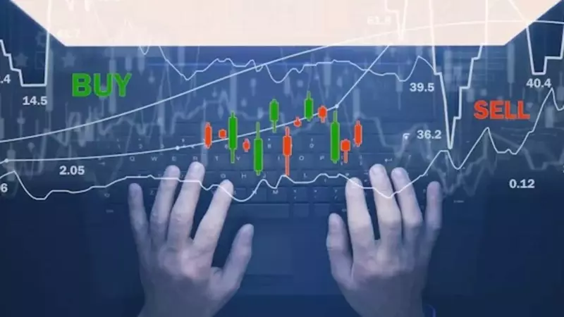 Emerging Market Currencies Gain Traction as Dollar-Funded Carry Trades Rise