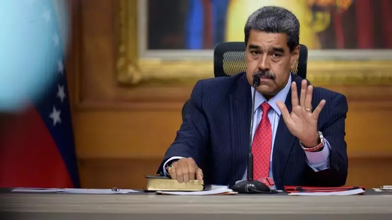 Venezuelan Currency Market Uncertainty Grows as Key Social Media Source Faces Crackdown