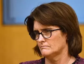 Australian Consumer Confidence Edges Up Amidst RBA's Steady Rate Decision