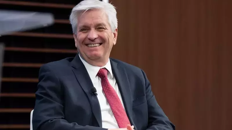 Fed Governor Waller's Cautious Stance on Economic Outlook and Monetary Policy