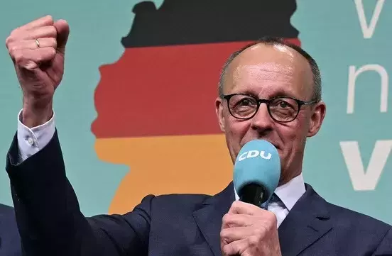 German Chancellor Anticipates Asymmetrical International Accord