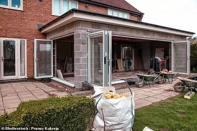 Home Renovation Applications Plummet Amid Soaring Costs and Market Shifts