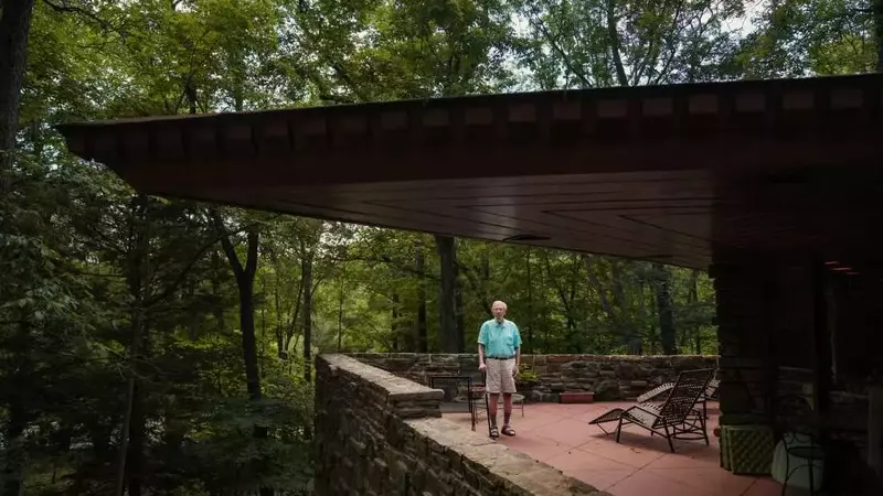 A Century of Living: Roland Reisley and His Frank Lloyd Wright Home