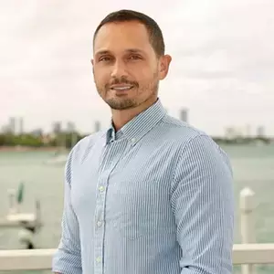 Real Estate Success: A Niche-Based Approach