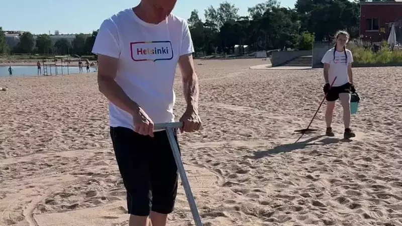 Helsinki Battles Goose Droppings on Beaches with Innovative Cleaning Solution