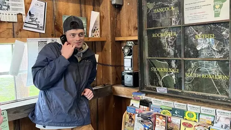 Engineer Revitalizes Pay Phones for Community Connection