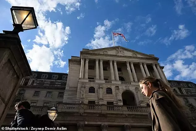 Navigating the Impact of the Bank of England's Interest Rate Reduction on Mortgages and Savings