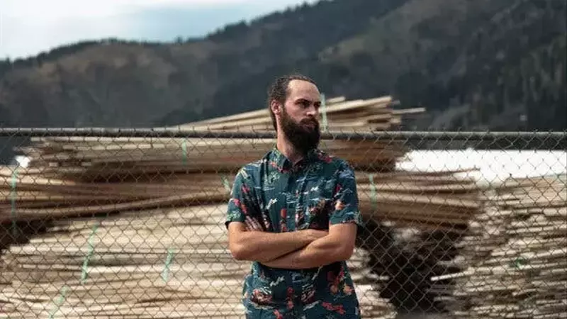 The Economic Fallout in Bonner, Montana: A Community Grapples with Industrial Decline
