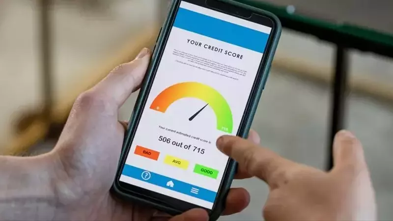 Unveiling the Truth: Debunking Common Credit Score Misconceptions
