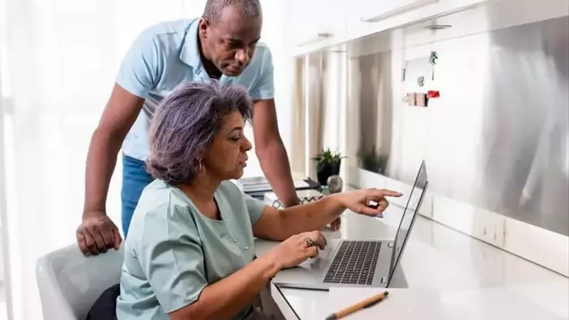 New Tax Deduction for Seniors: Immediate Benefits vs. Long-Term Social Security Concerns