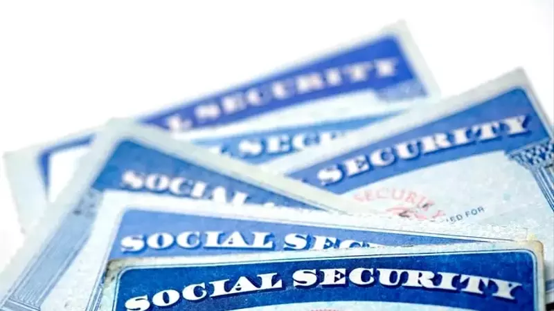 Crucial Considerations Before Claiming Social Security Benefits
