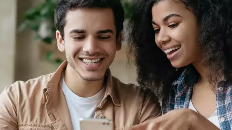Cash Back vs. Points: A Credit Card Rewards Dilemma