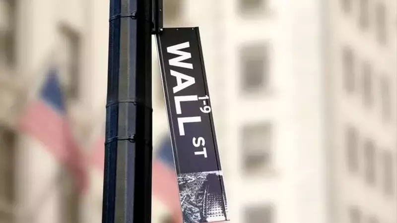 Navigating Market Uncertainty: A Prudent Investor's Guide
