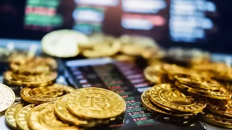 A Long-Term Investment Strategy for Cryptocurrencies