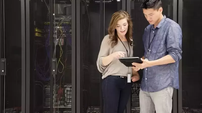 Oracle's AI-Driven Cloud Dominance and Its Impact on Chip Manufacturers