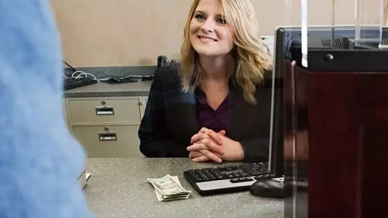 Understanding Large Cash Withdrawals: What Happens When You Take Out $10,000 or More From Your Bank Account