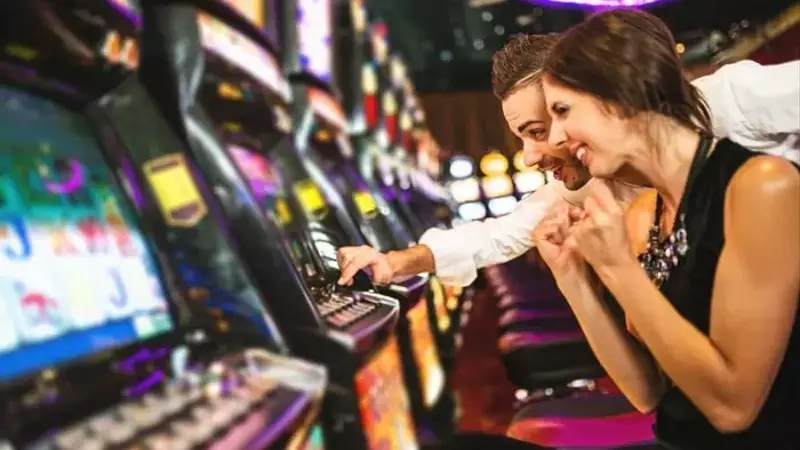 Dave & Buster's Stock Declines Following Disappointing Earnings Report