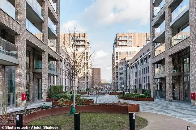 UK House Price Growth Slows, Northern Regions Outperform South