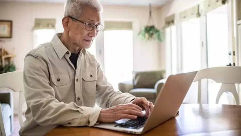 Retirement Planning: Charting Your Course to Financial Independence by Age 65