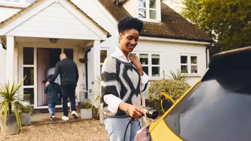 Unpacking Lucid's Robotaxi Ambitions: A Critical Look at the Uber Partnership