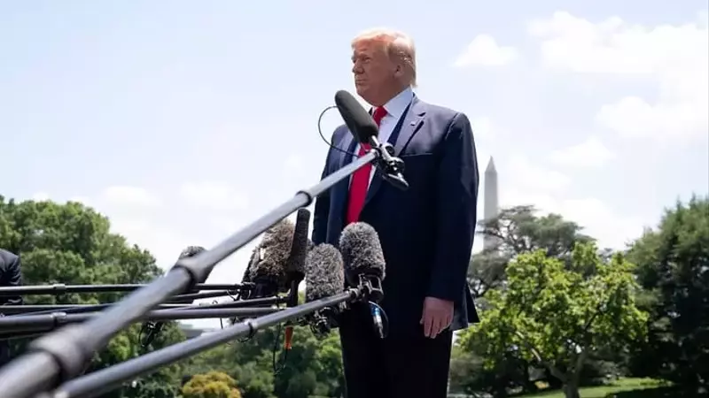 Tariffs' Economic Impact: Inflation and Deficit Projections