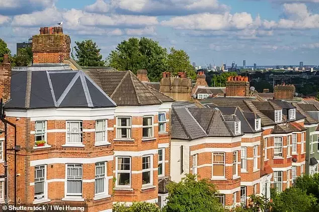 Navigating Freehold Share Sales: Insights for Apartment Owners