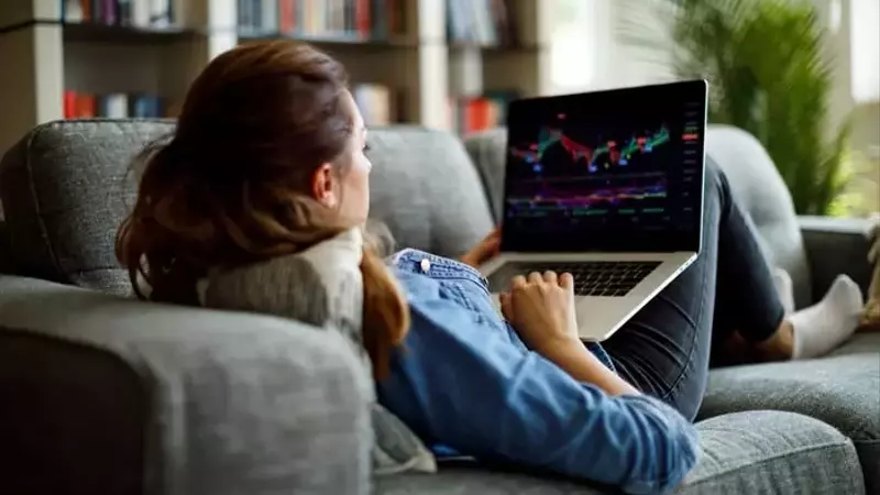 Oklo Stock Experiences Decline Amidst Regulatory Hurdles and Valuation Concerns