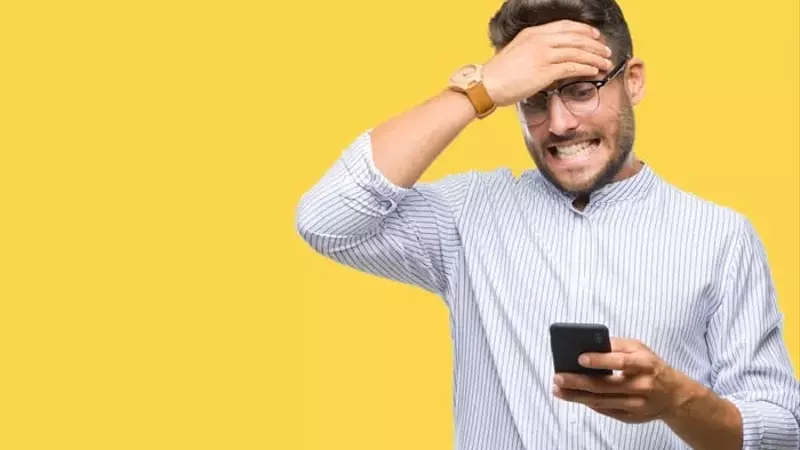 Red Flags Emerge in Crypto Market: DAT Weakness and Gold's Ascent