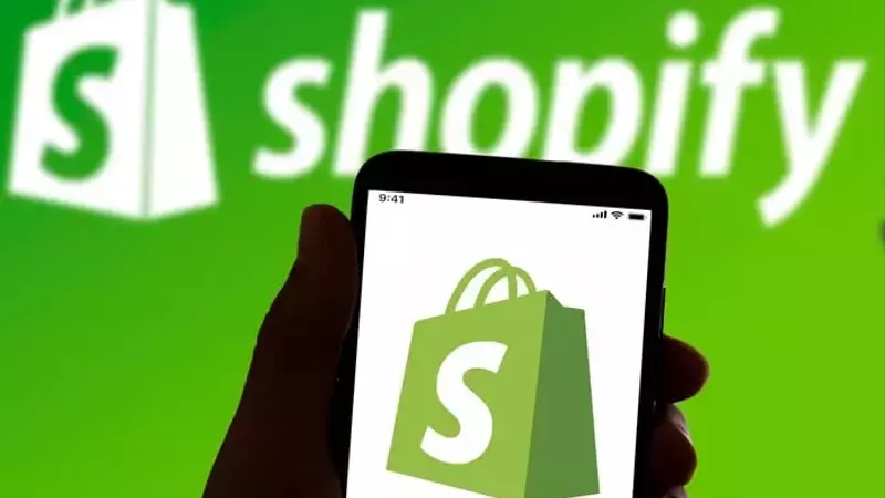 Shopify's Stock Trajectory: Navigating High Valuations Amidst E-commerce Growth
