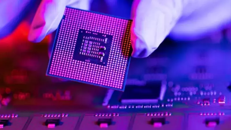 Intel's Investment Spree: A Closer Look at the Semiconductor Giant's Challenges and Opportunities