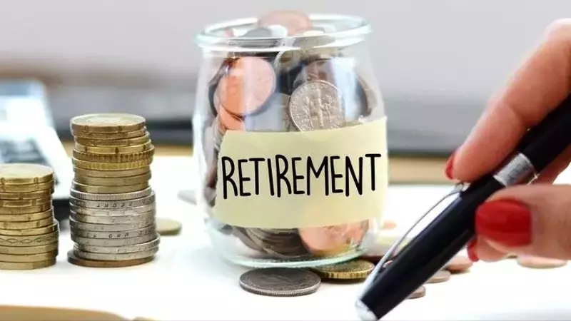 Securing Your Golden Years: Diversifying Retirement Savings for Optimal Returns