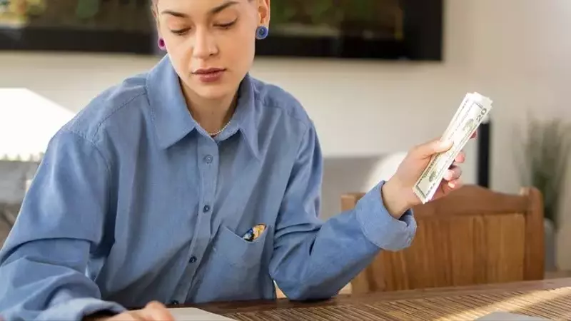 Understanding Your Savings: Are You On Track?