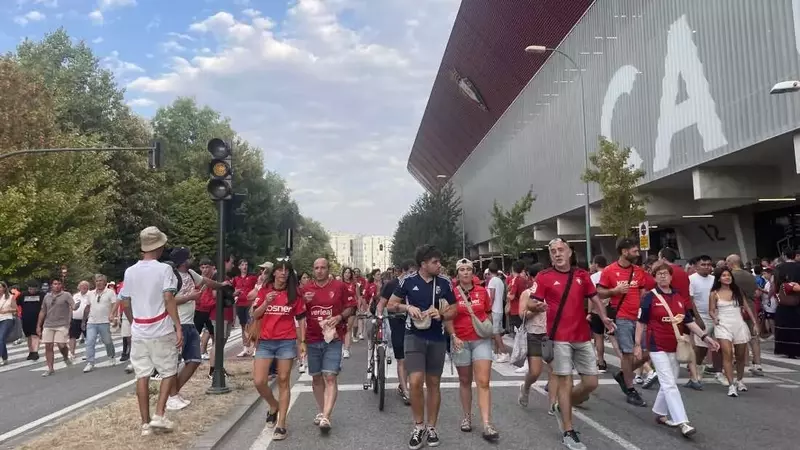 The Physics of Crowds: A Scientist's Quest for Safety