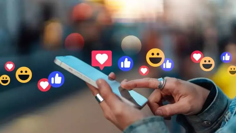 Three Minutes to Boost Hope and Reduce Stress: The Power of Inspiring Social Media Content