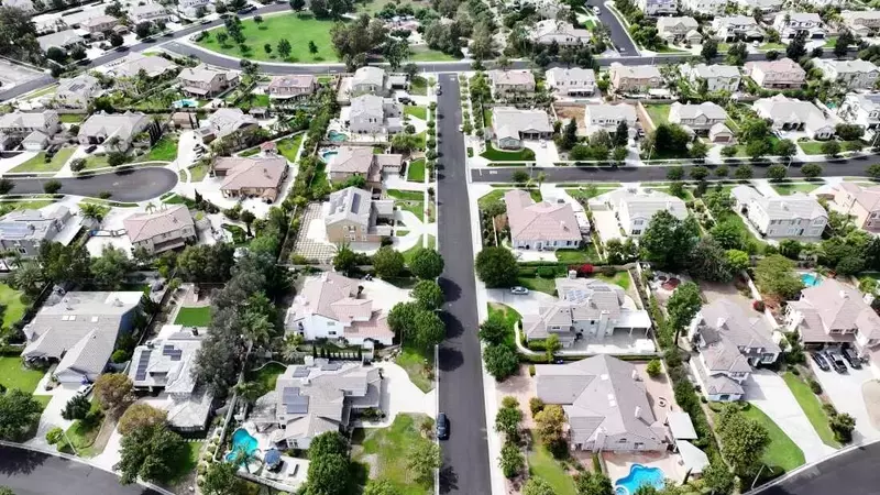 Navigating Homeownership in Retirement: A Complex Decision for Seniors