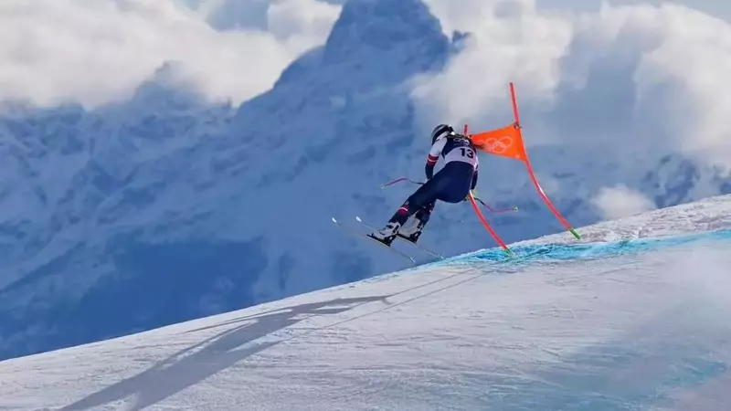 Lindsey Vonn's Olympic Dream Ends in Dramatic Downhill Crash