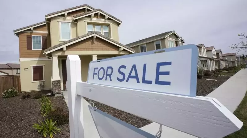 Exploring Assumable Mortgages: A Path to Lower Interest Rates in a Challenging Housing Market