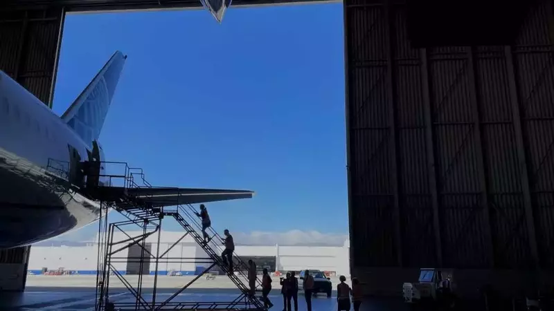 Overcoming Aerophobia: How a Specialized Program Helps Individuals Conquer Their Fear of Flying