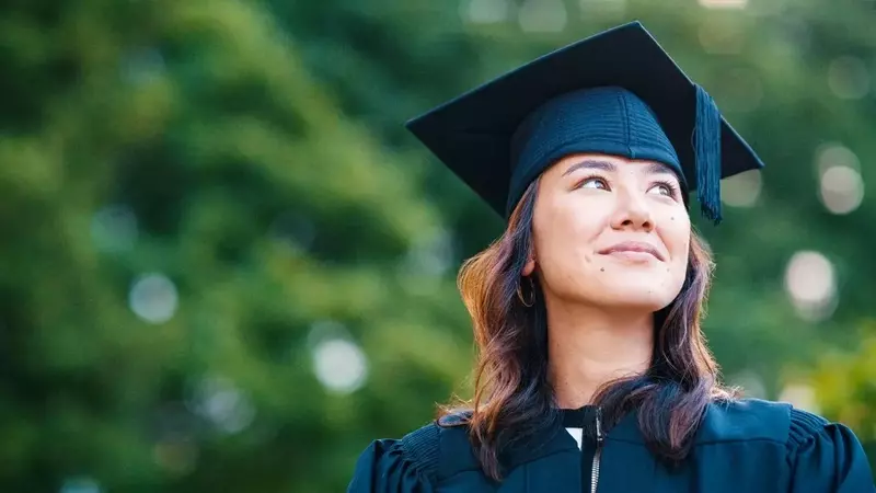 Top Degrees for Job Openings and High Salaries