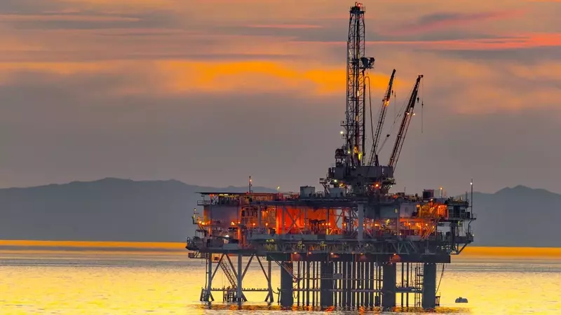 Exxon Mobil Successfully Navigates Middle East Unrest with Global Diversification