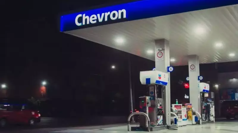 Jim Cramer's Ongoing Reliance on Chevron as Market Indicator