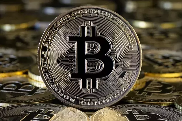 Bitcoin Market Dynamics: Navigating Recovery and Option Signals